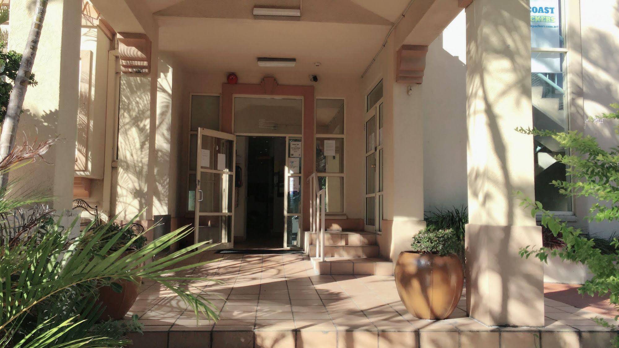 Gold Coast Hostel ภายนอก รูปภาพ