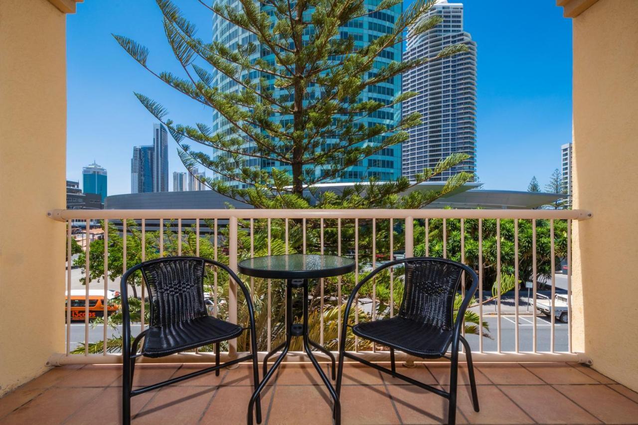 Gold Coast Hostel ภายนอก รูปภาพ